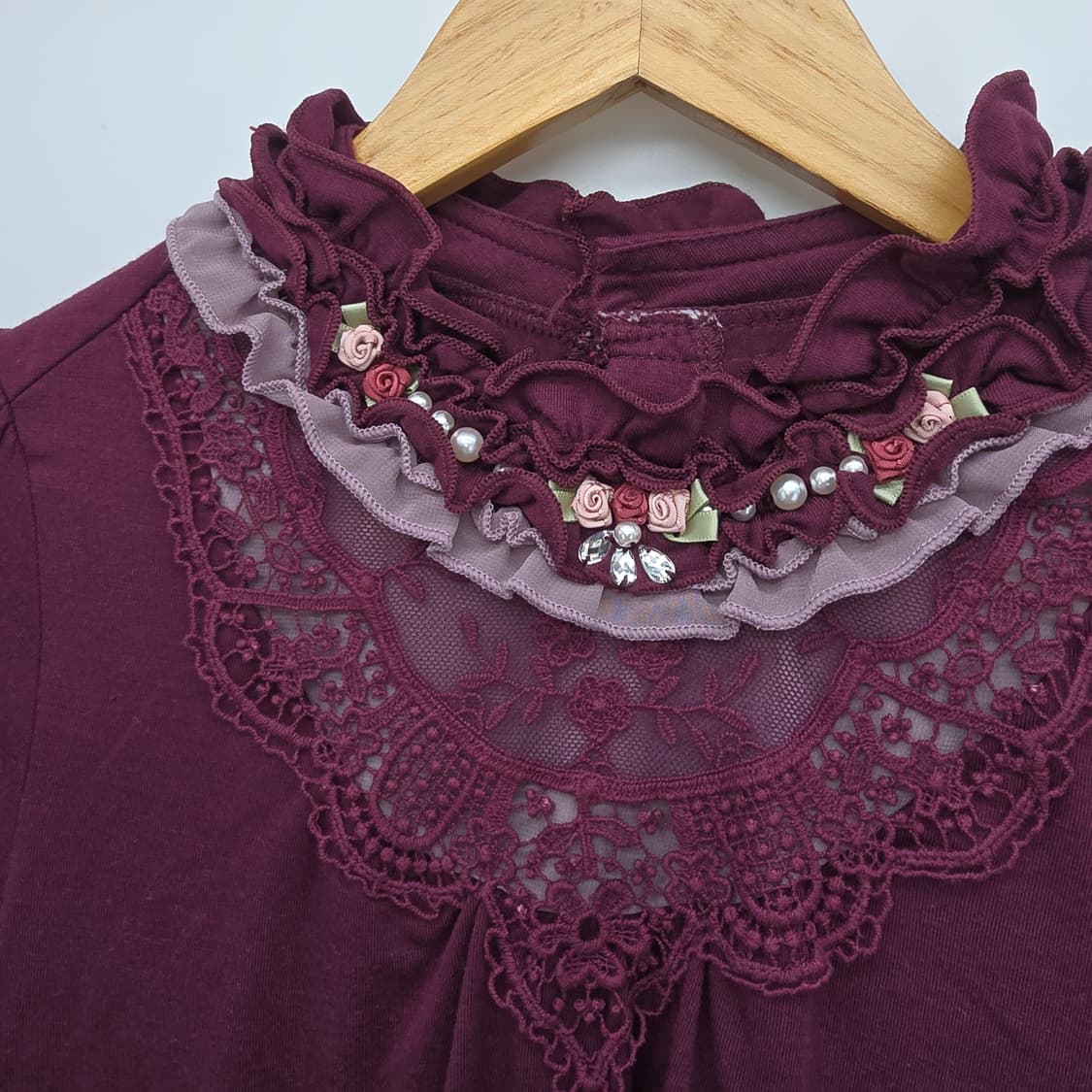 axes femme 레이스 장식 긴팔 티셔츠 버건디 상품이미지7