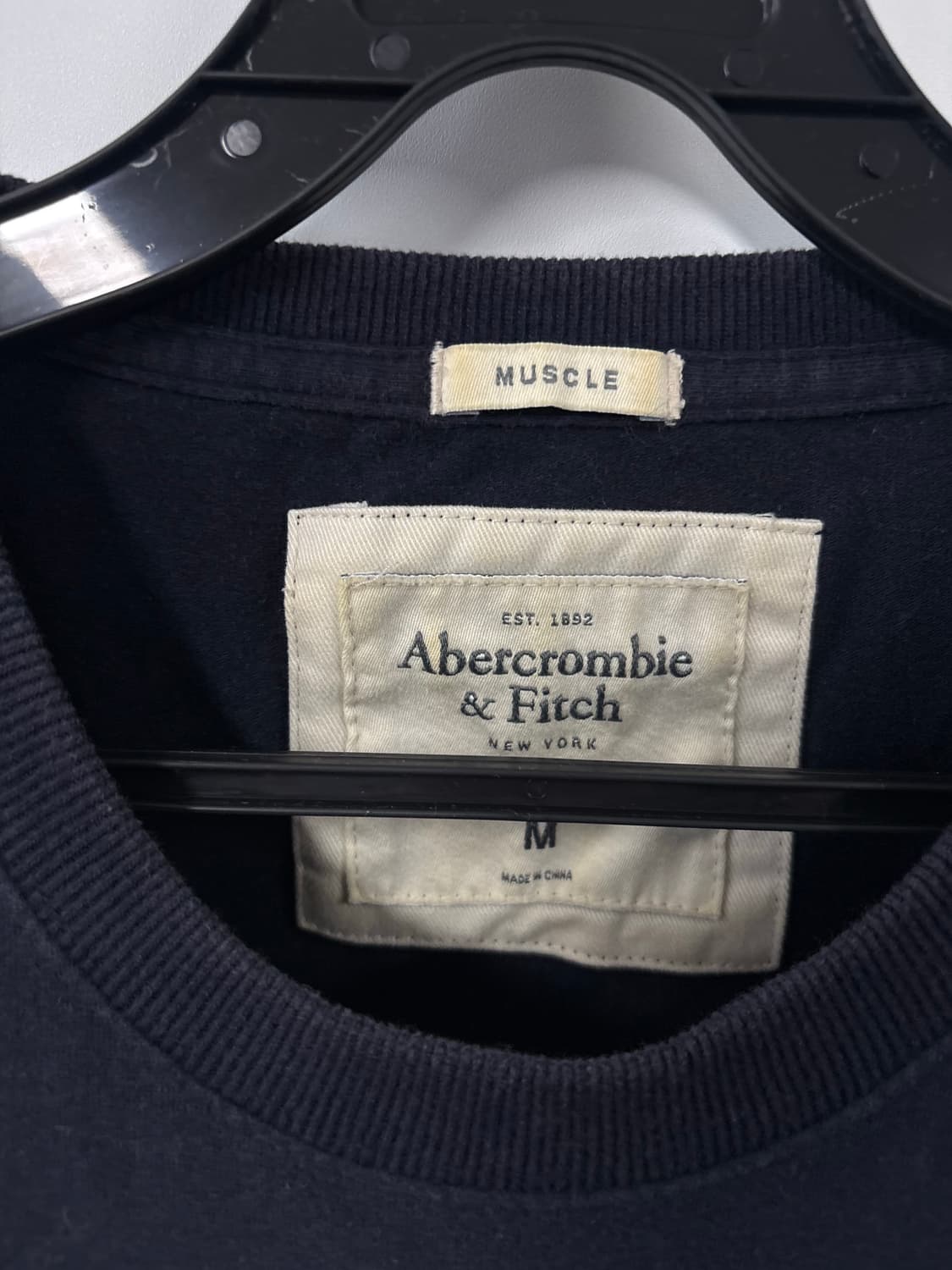 아베크롬비 네이비 반팔 티셔츠 상품이미지5