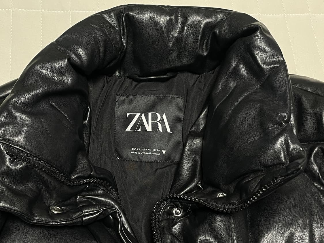 자라 ZARA 에코 레더 패딩 블랙 XS 상품이미지3