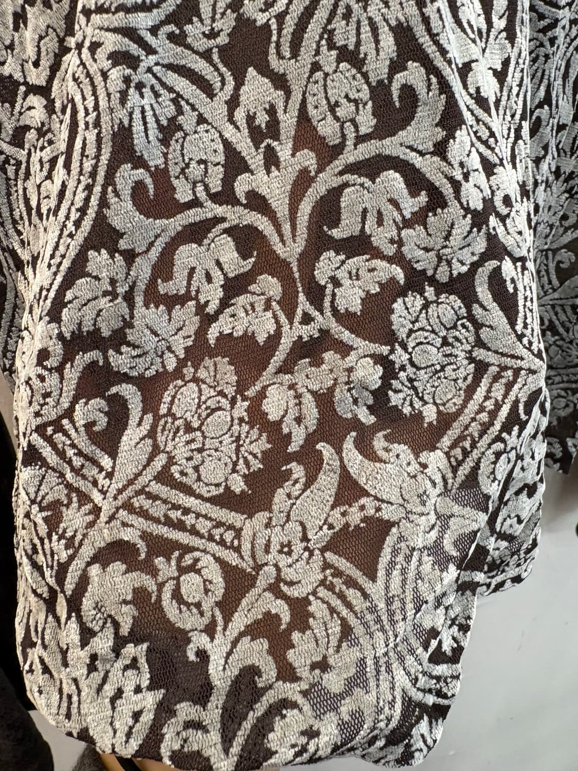 다크브라운 패턴 시스루 탑 상품이미지3