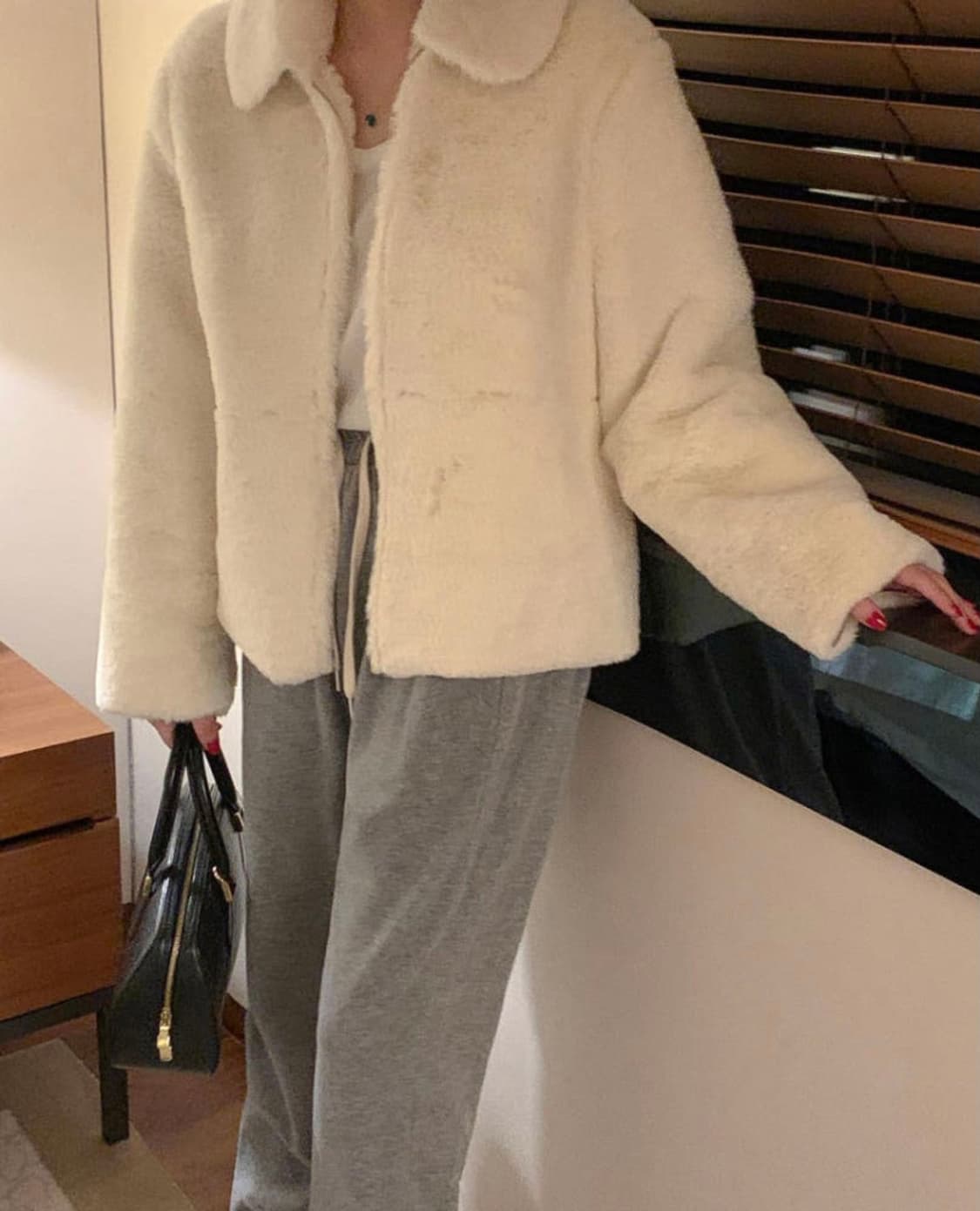 Mielle 미엘르 아이보리 무스탕 퍼자켓 상품이미지2