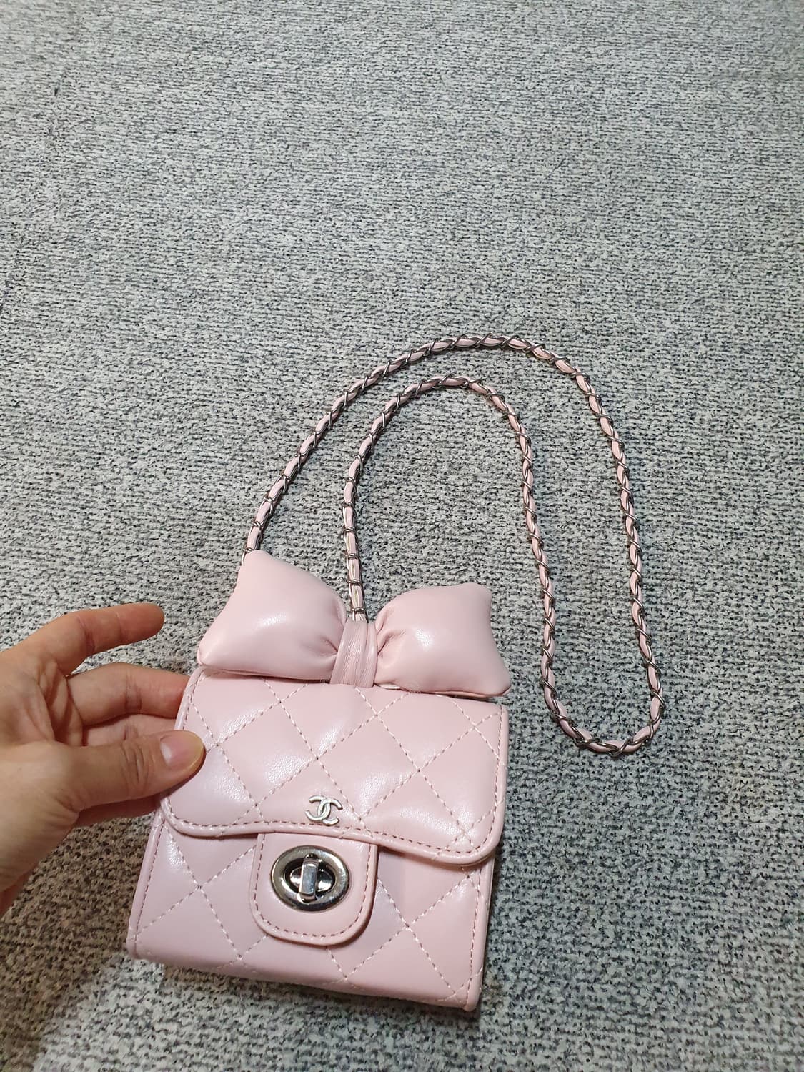 미니 크로스백
사진상 보이는그대로 넘넘 예뻐요
득템 묶음배송되니 다른물품 상품이미지2