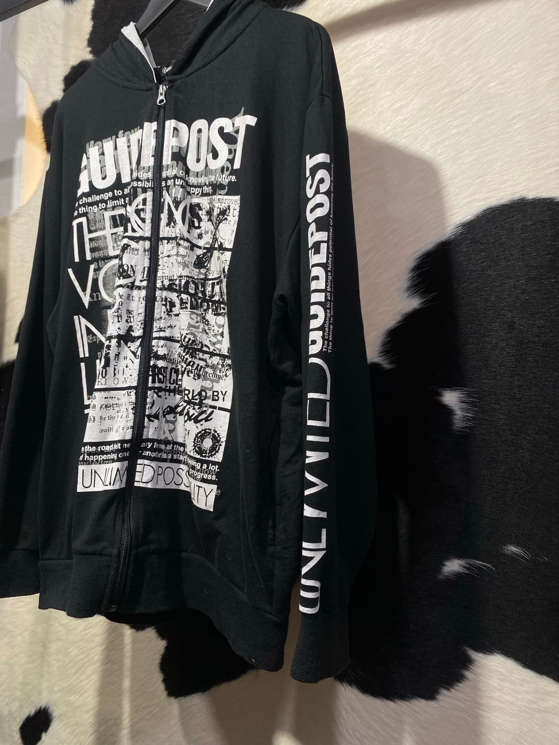 Beaumont carr 펑크 레터링 오버핏 후드집업 상품이미지4