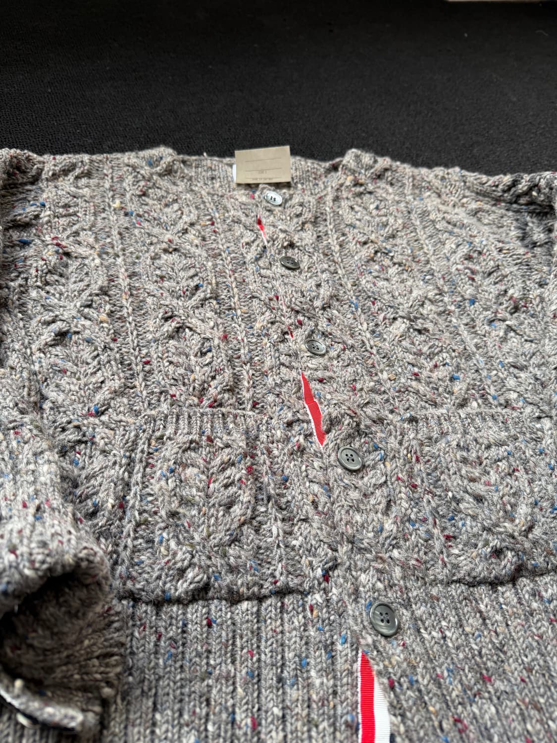 톰브라운 케이블 니트 가디건 회색 2 상품이미지5