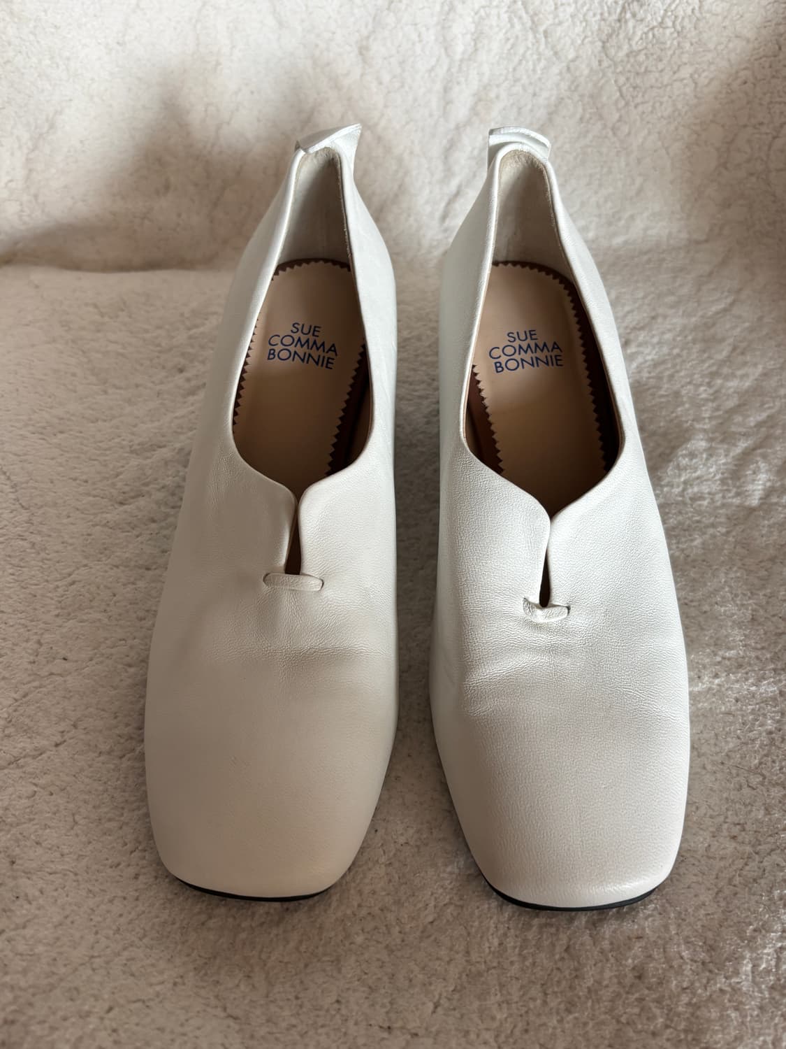 슈콤마보니 화이트 슈즈 235 상품이미지1