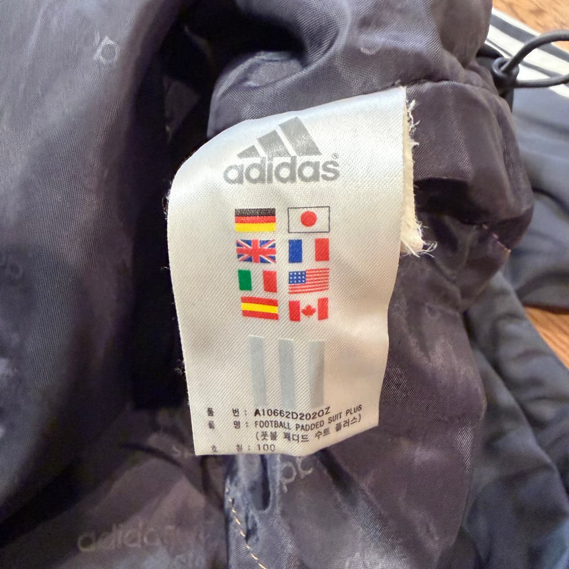 아디다스 올드스쿨 배색 바람막이 점퍼  상품이미지5