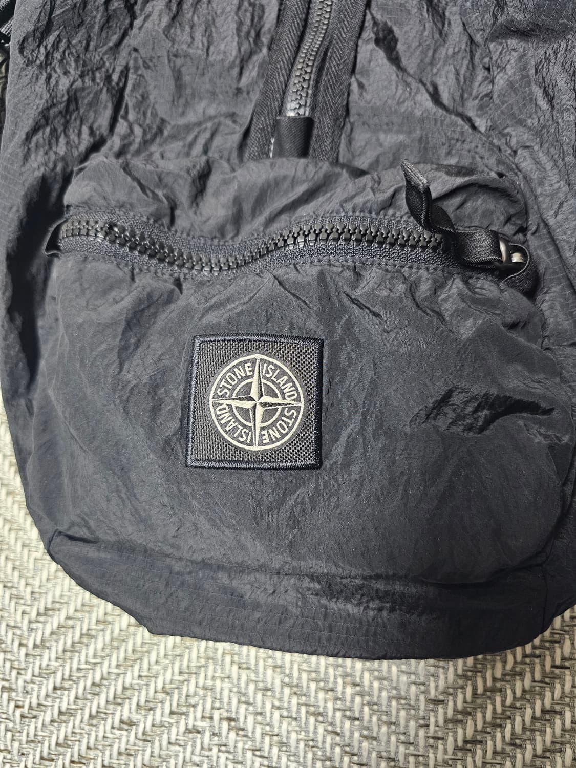 스톤아일랜드 립스탁 나일론 패커블 백팩 상품이미지4