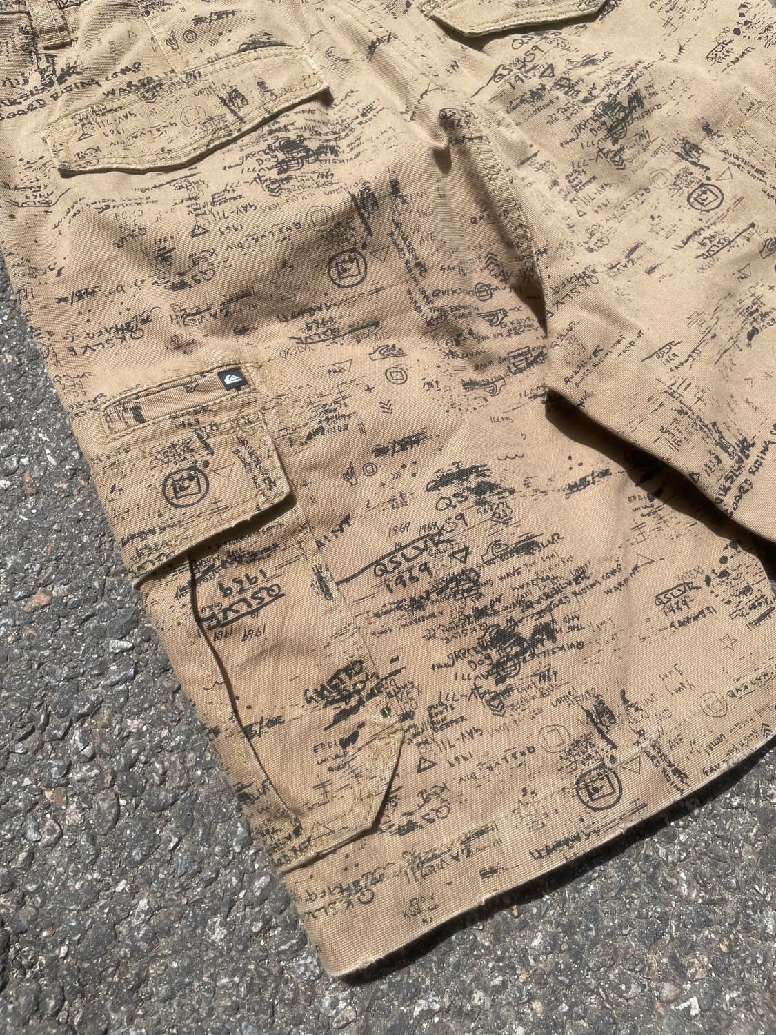 QUIKSILVER 퀵실버 올오버 프린팅 카고 반바지 상품이미지10