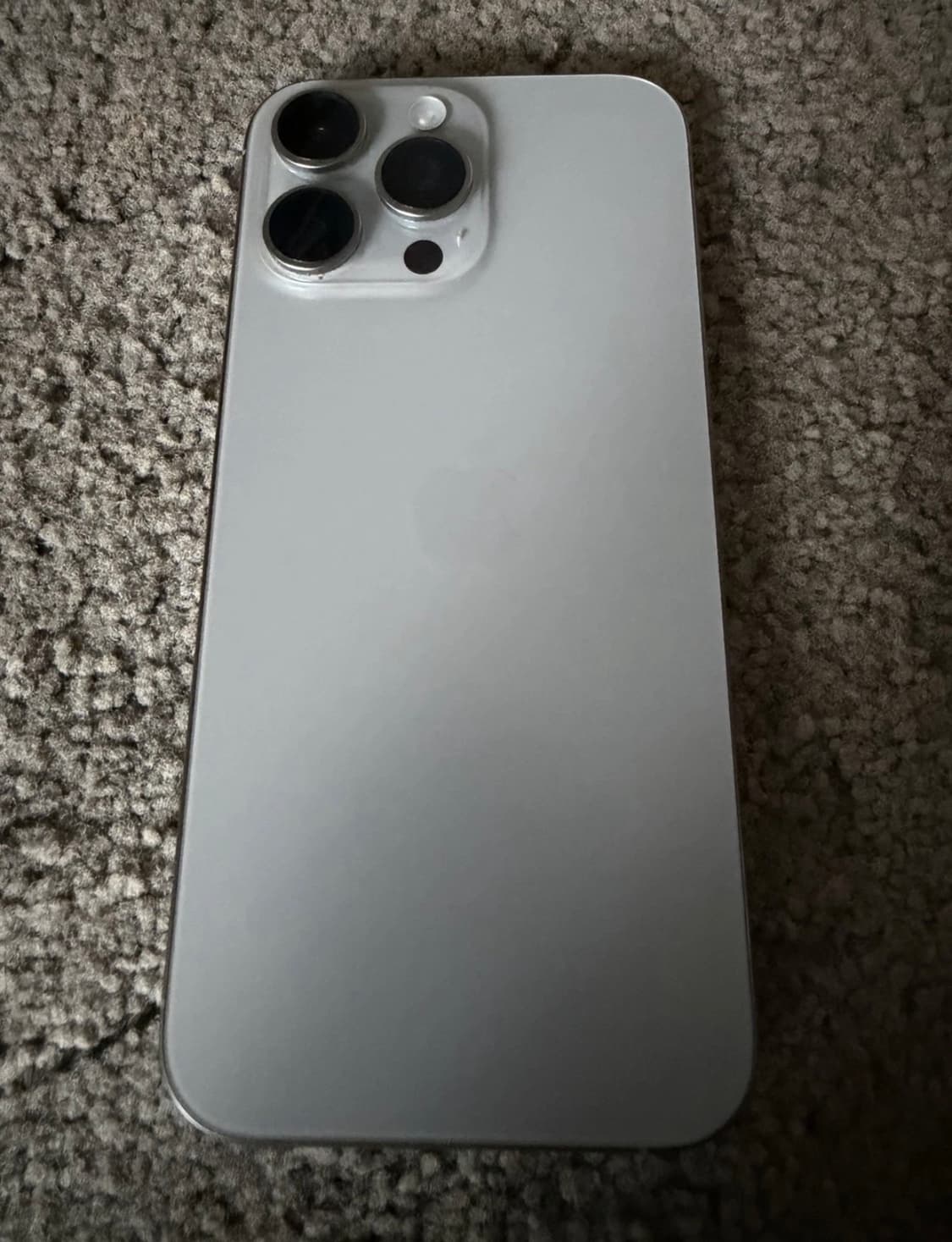 아이폰 16프로맥스 256 화이트티타늄 상품이미지1