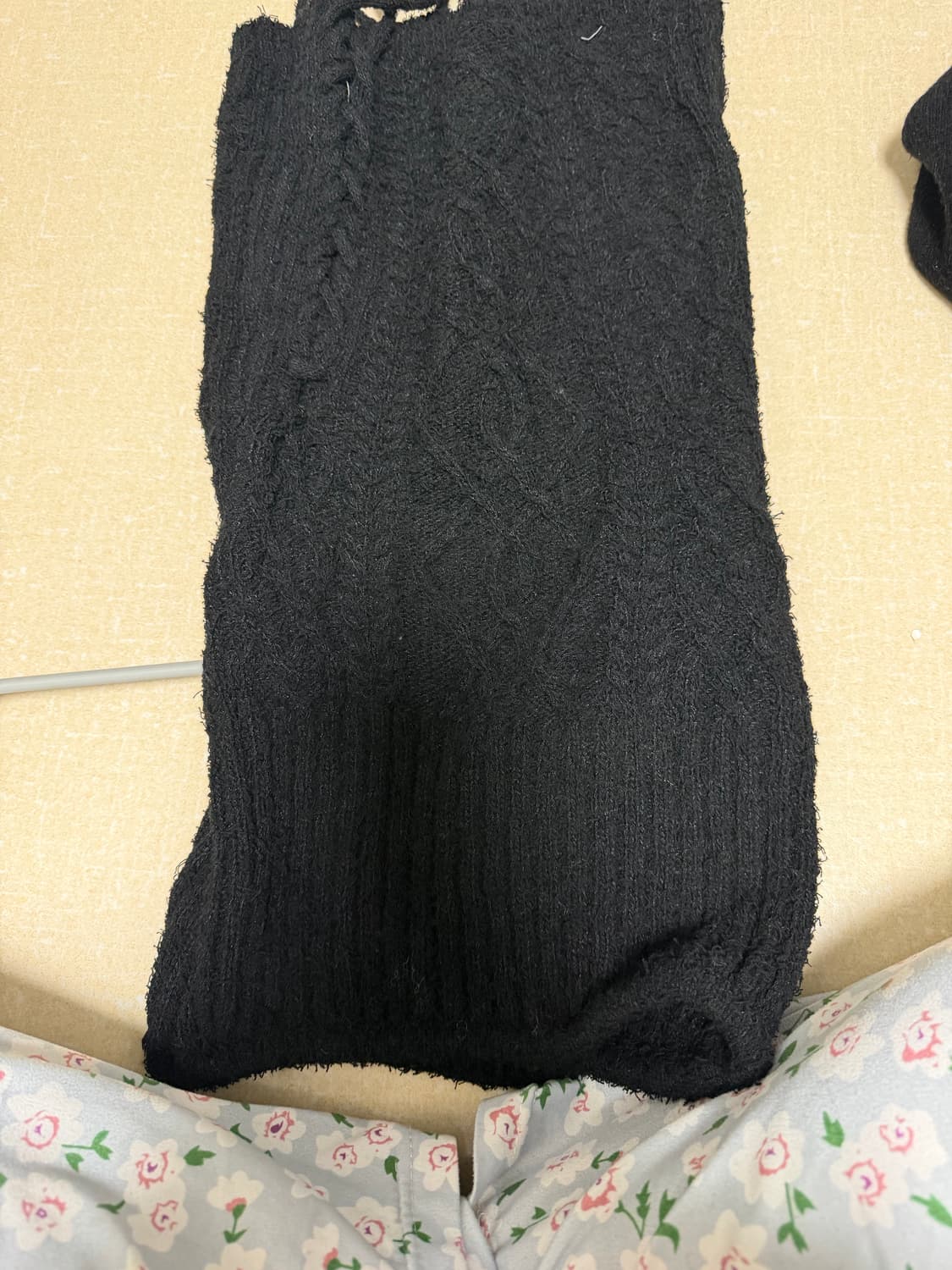 유즈 니트탑 상품이미지1