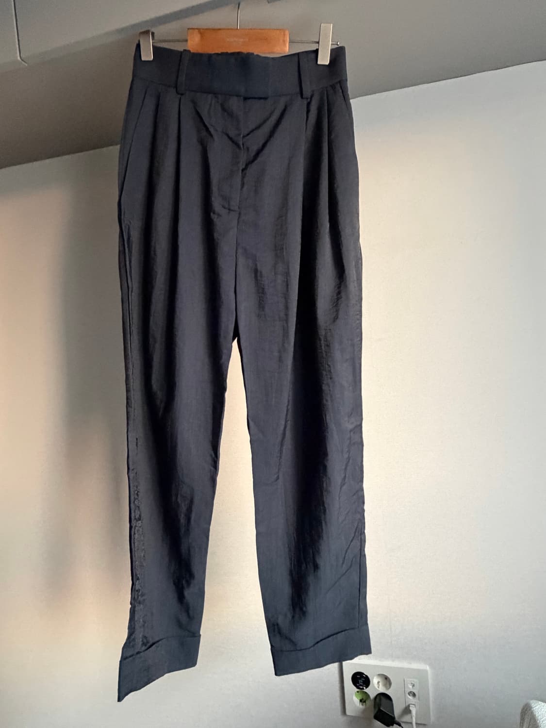 코스핀턱팬츠 코스표기 eu32size (24size) cos 상품이미지3