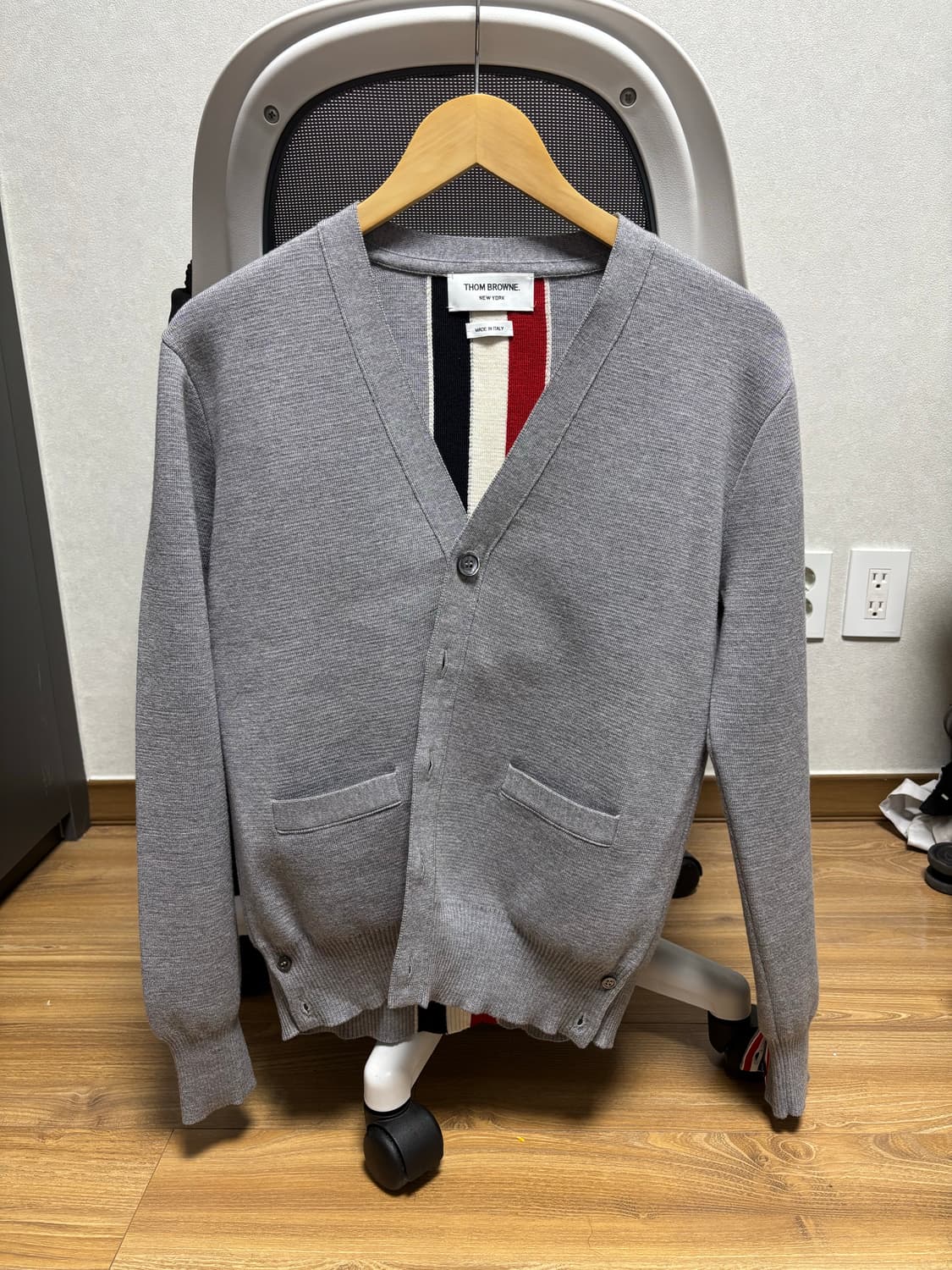 톰브라운 밀라노스티치가디건  상품이미지1