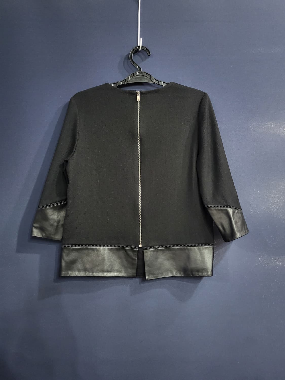 마쥬 양가죽 모 집업티 상품이미지4