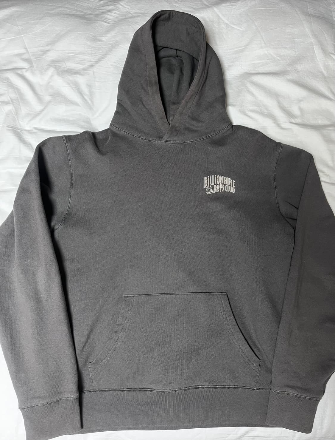 스몰 아치 로고 후드티 차콜 상품이미지2