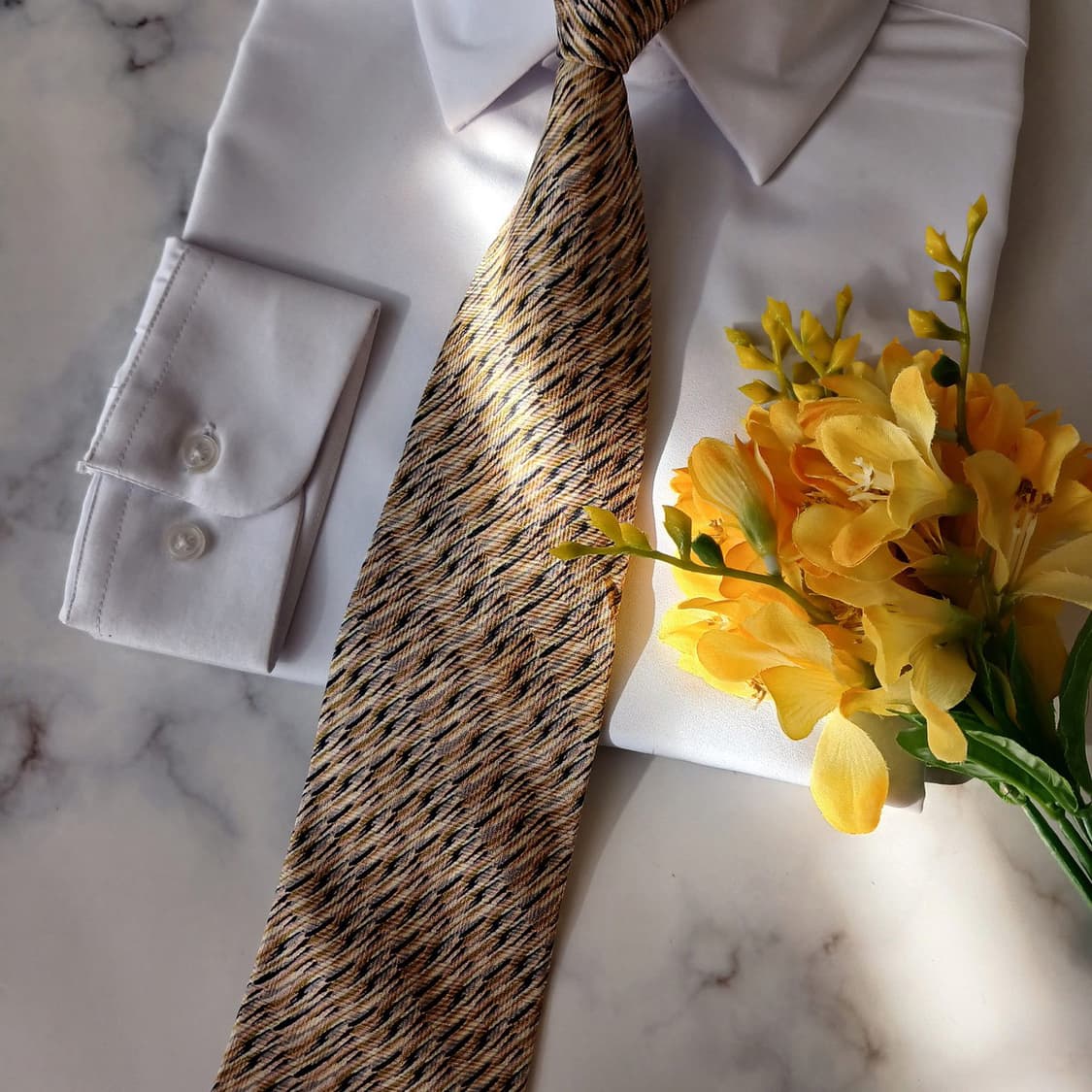 미쏘니 실크 베이지 텍스처 패턴 넥타이 8.7cm A+등급 A19211
 상품이미지5