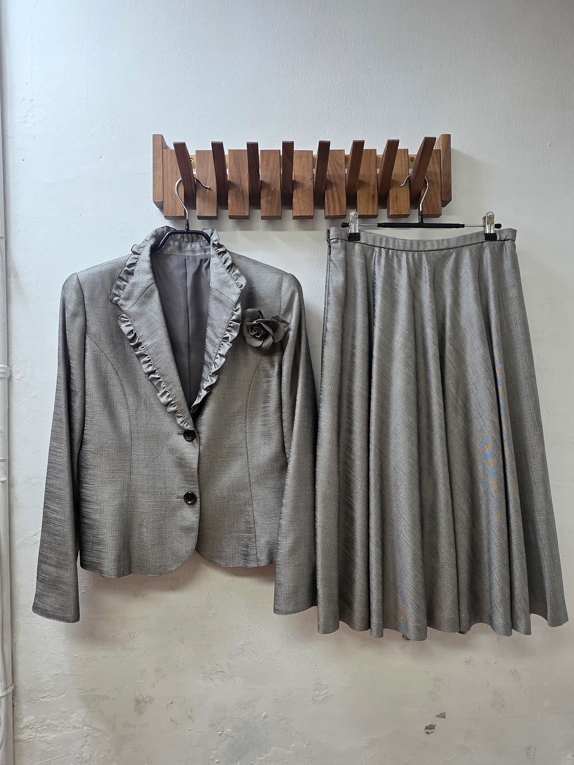 일본빈티지 코사지그레이셋업 상품이미지1