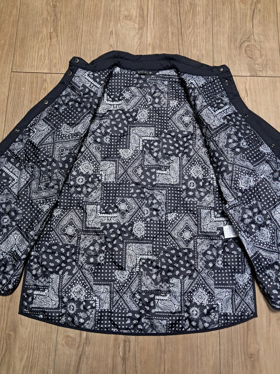 브레알 경량패딩 77 상품이미지7