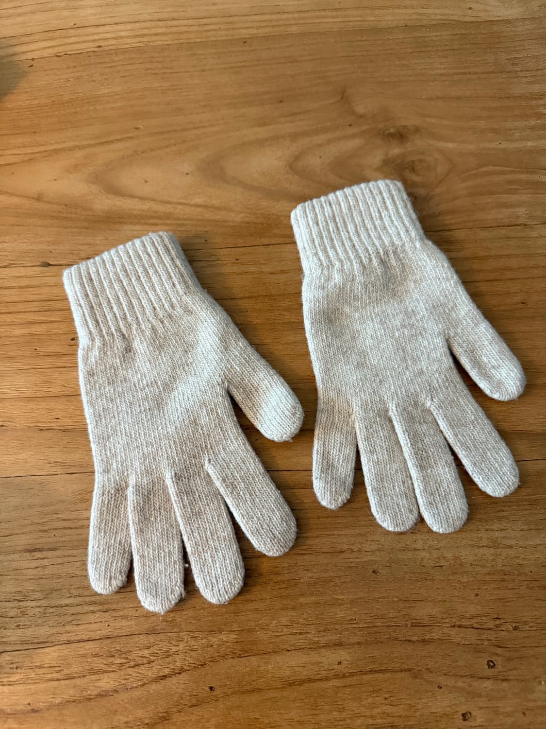 베이지 니트 여성용 장갑 상품이미지2