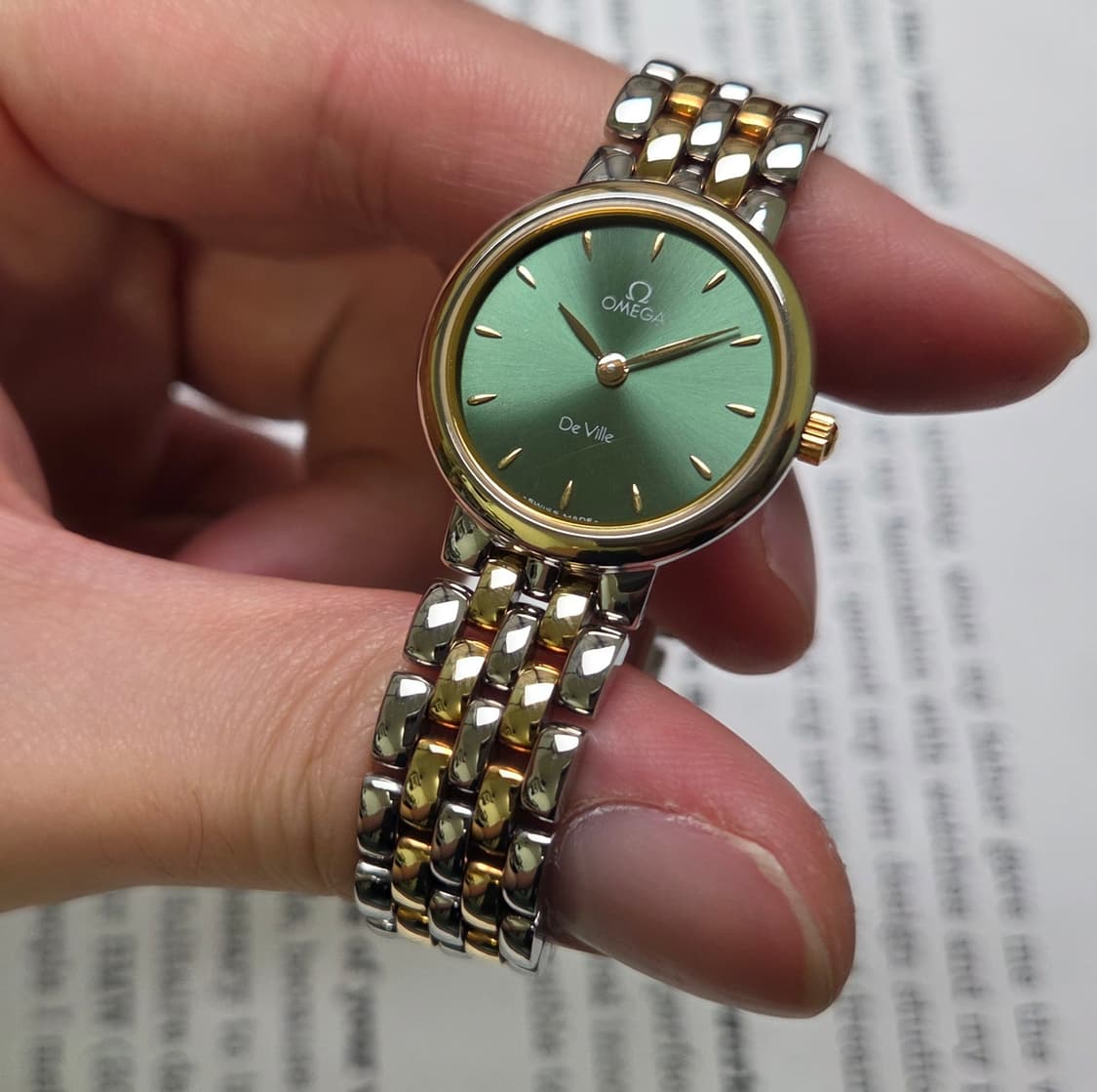 빈티지 오메가 드빌 18K콤비 올리브그린 2줄 콤비 슬림쿼츠 여성용 상품이미지5