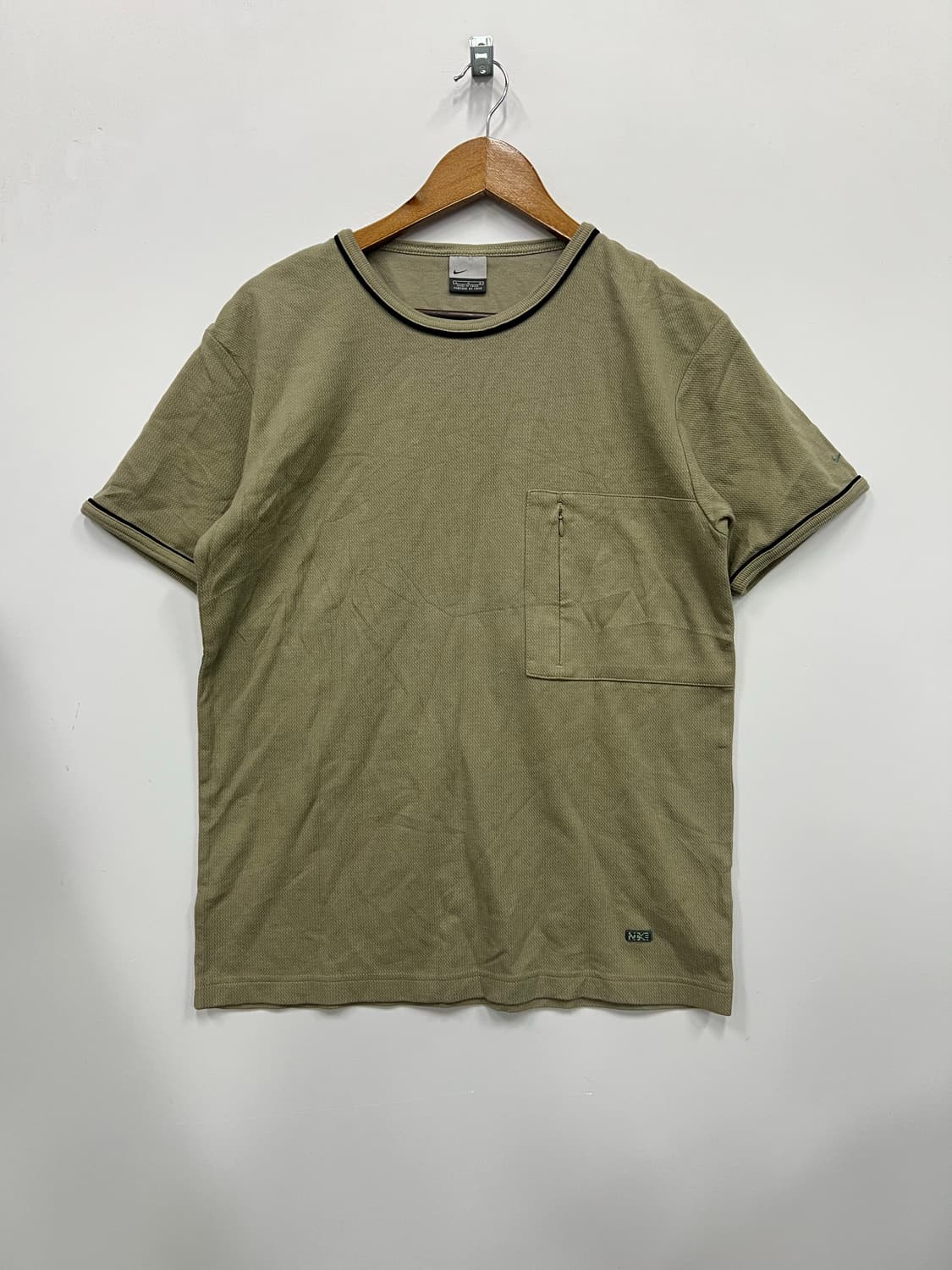 나이키 카키 반팔티  상품이미지1