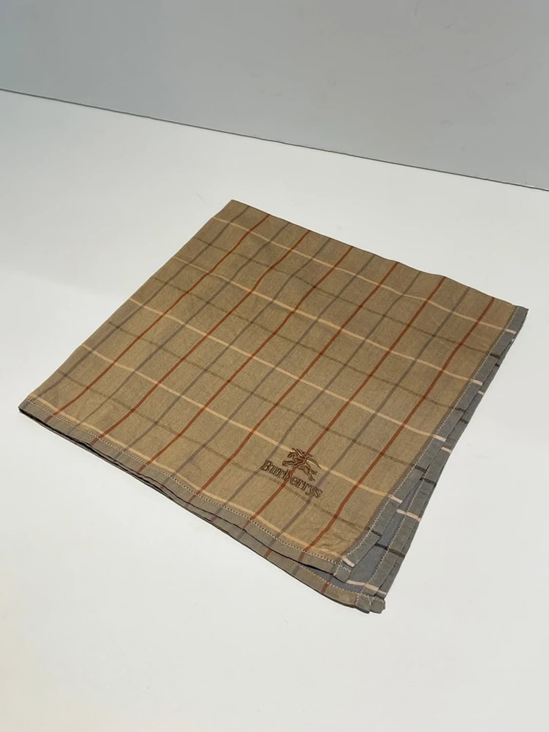 버버리 체크 클래식 쁘띠 손수건 A1144 상품이미지3