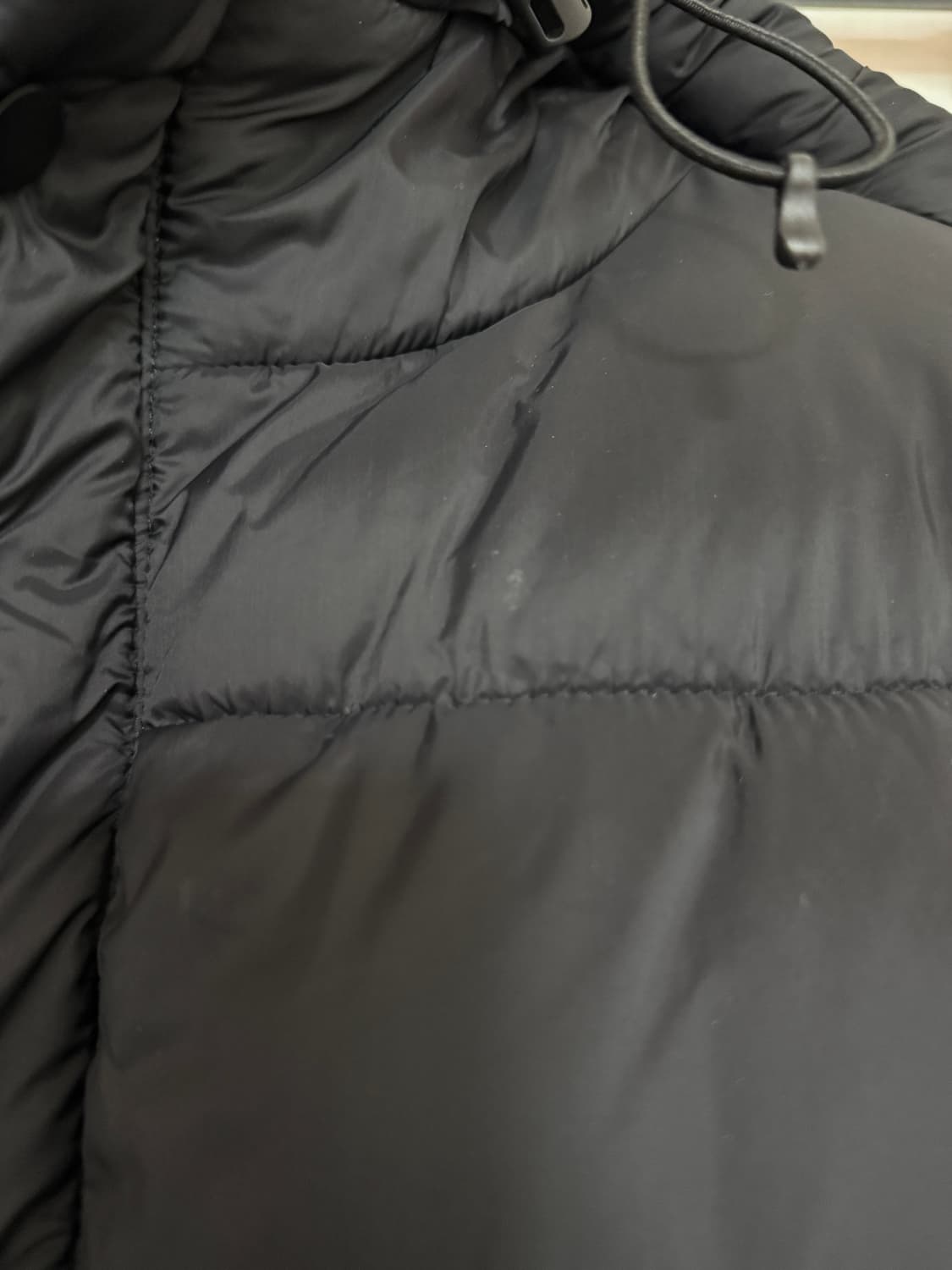 코르테이즈 볼로 패딩 상품이미지3