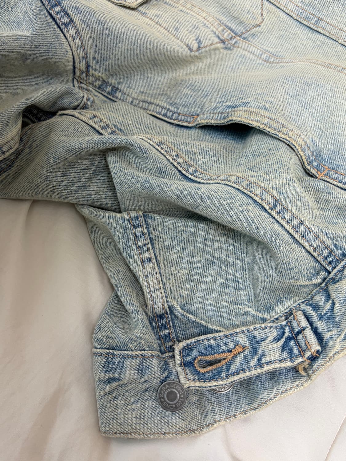 착샷) Zara damaged denim jacket 상품이미지7