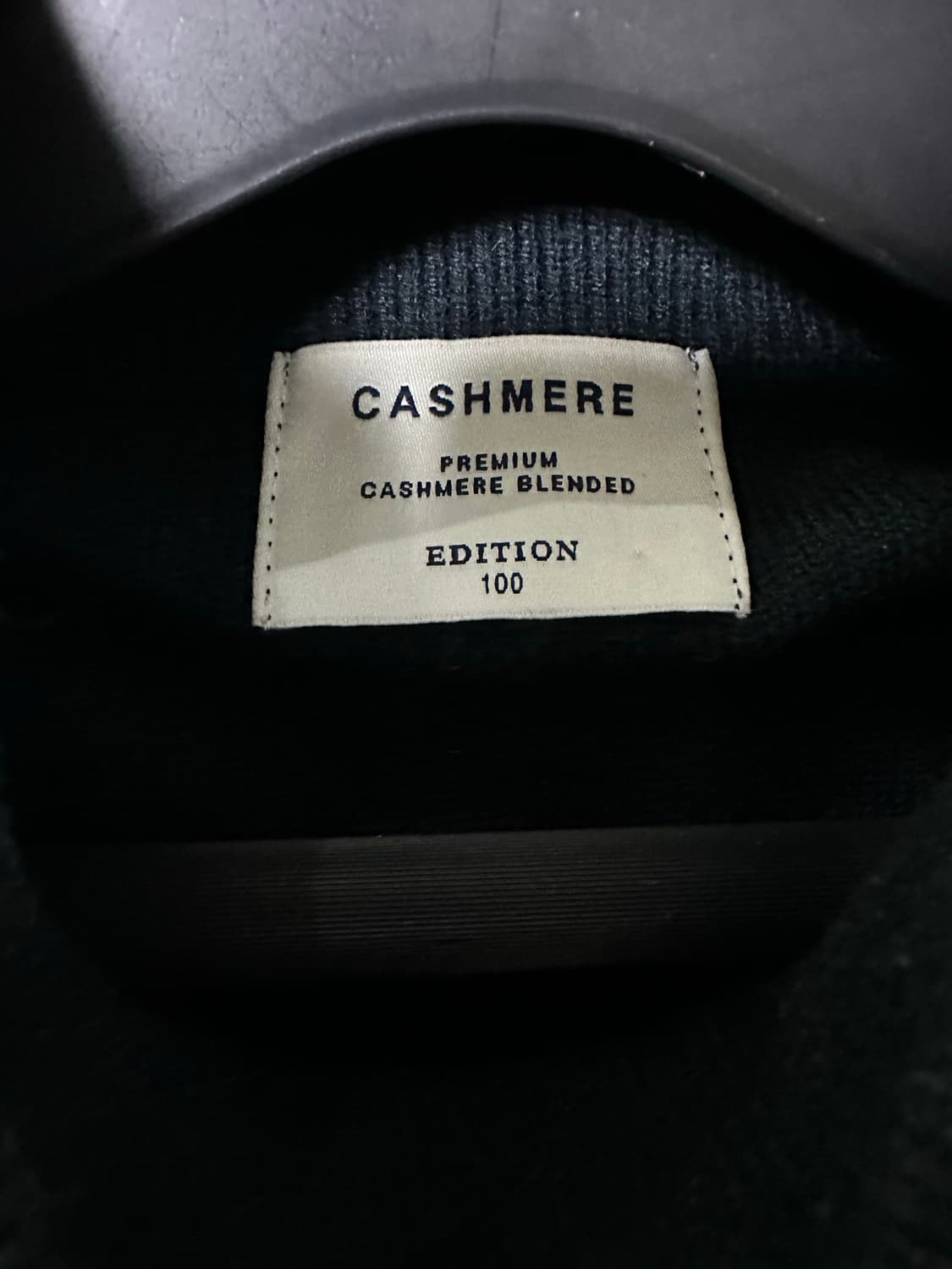 캐시미어 혼방 터틀넥 니트 상품이미지3