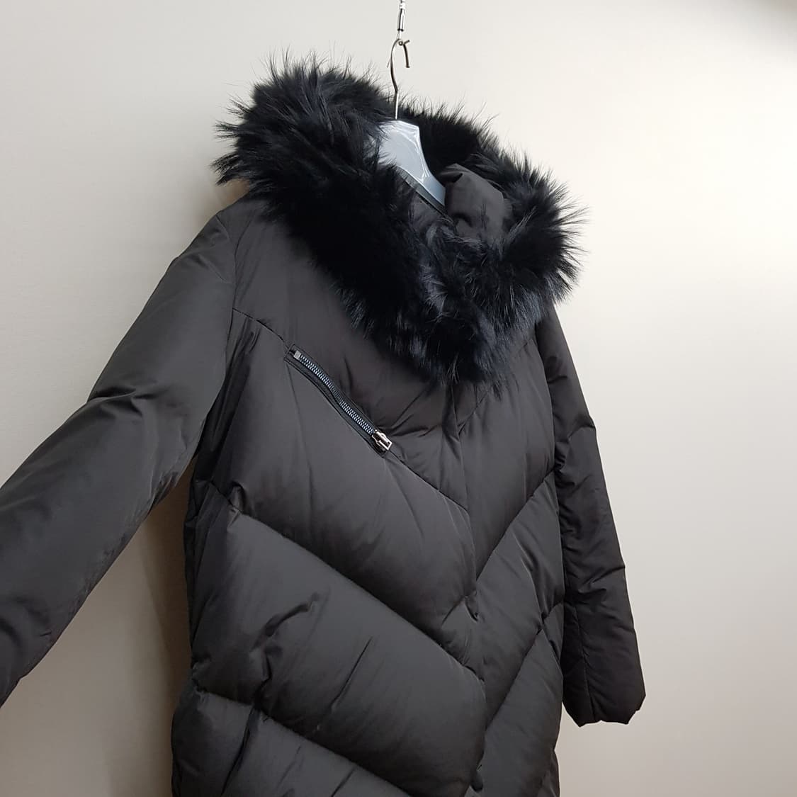 maje 마쥬 라쿤퍼 후드 구스다운 롱 패딩 79-86-160사이즈 상품이미지3