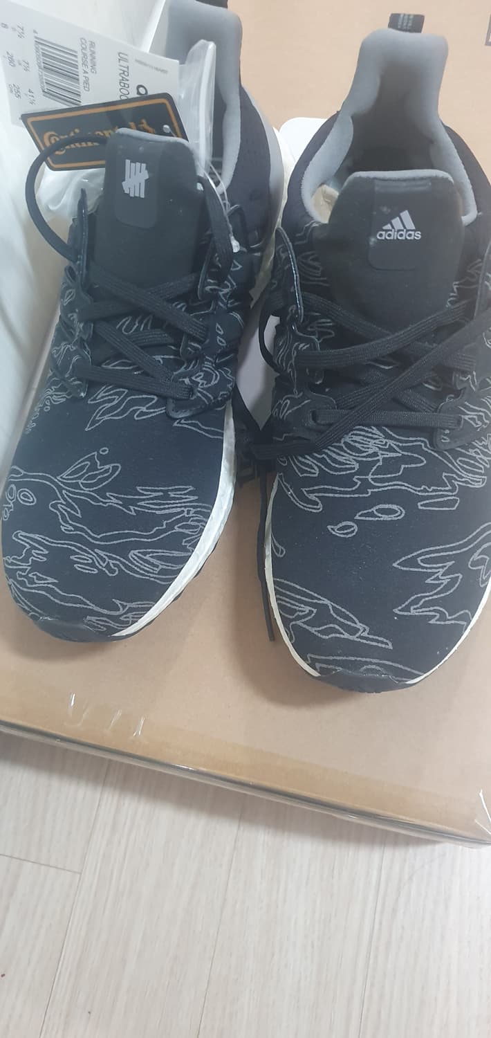 아디다스 x 언더핏 울트라부스트 상품이미지1