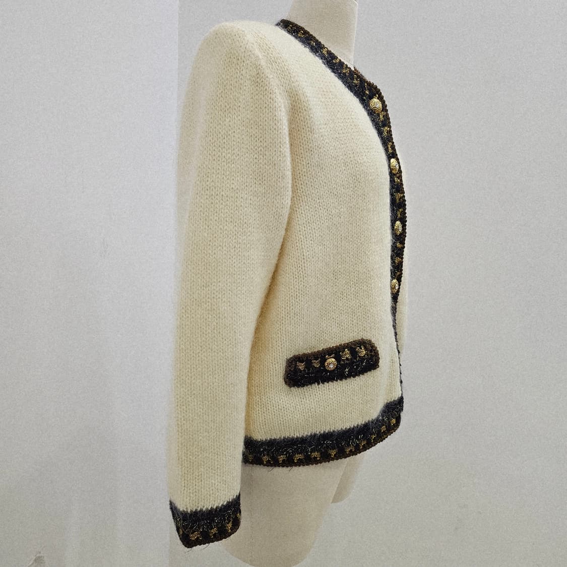 아이보리 트위드 배색 골드버튼 울 가디건 자켓 상품이미지2