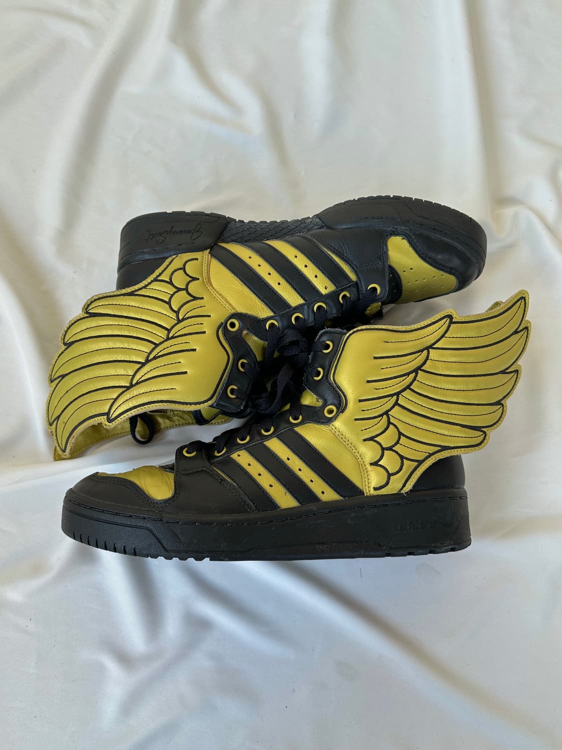 Adidas x Jeremy Scott Wings 2.0 상품이미지1