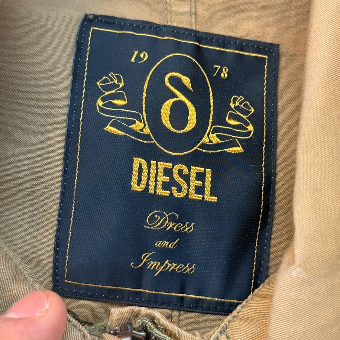 디젤 케이프 망포 쉐잎 밀리터리 베이스 자켓 상품이미지9