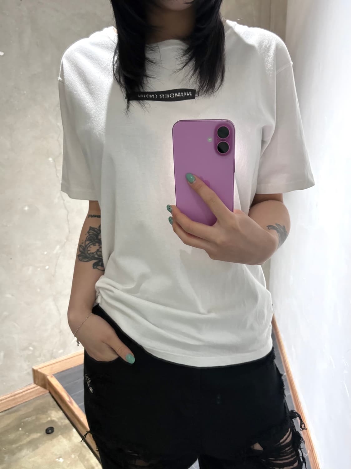 넘버나인 박스로고 티셔츠 상품이미지3