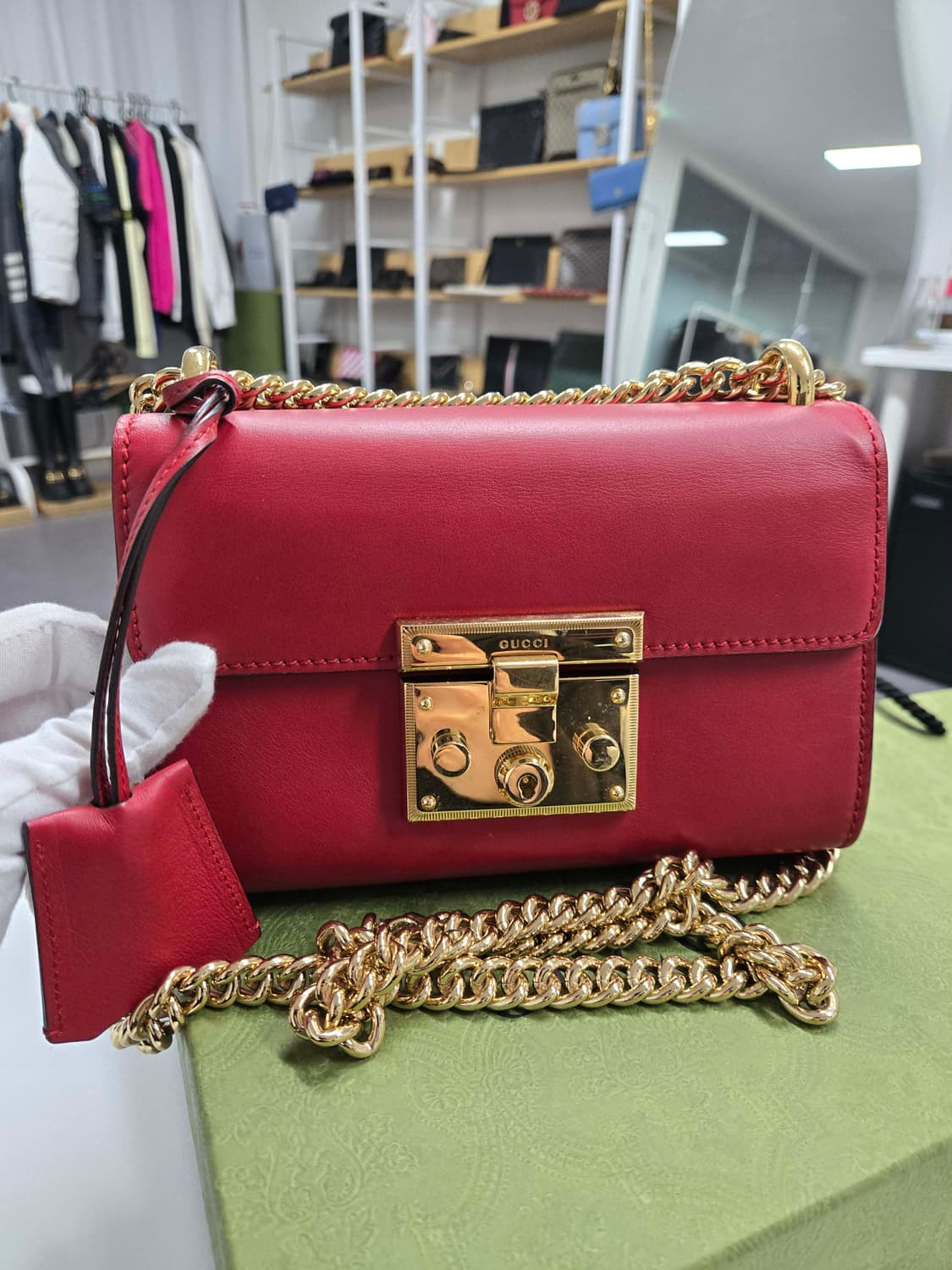 [40%할인] 구찌 패들락 숄더백 상품이미지1