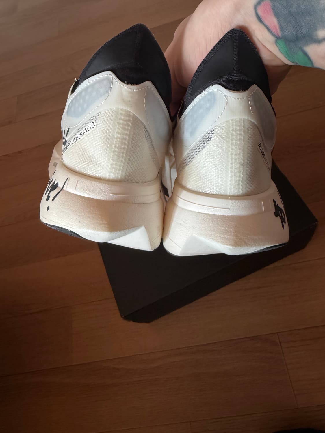 [255]아디다스 아디오스 프로3 오프화이트 상품이미지6