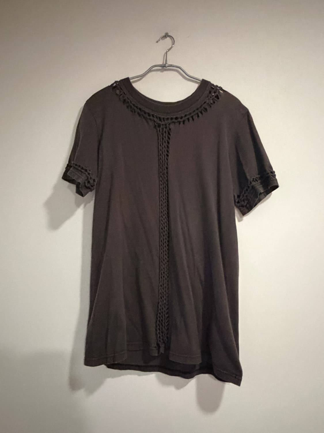 넘버나인 'About a Boy' 시그니처 브레이디드 티셔츠 상품이미지1