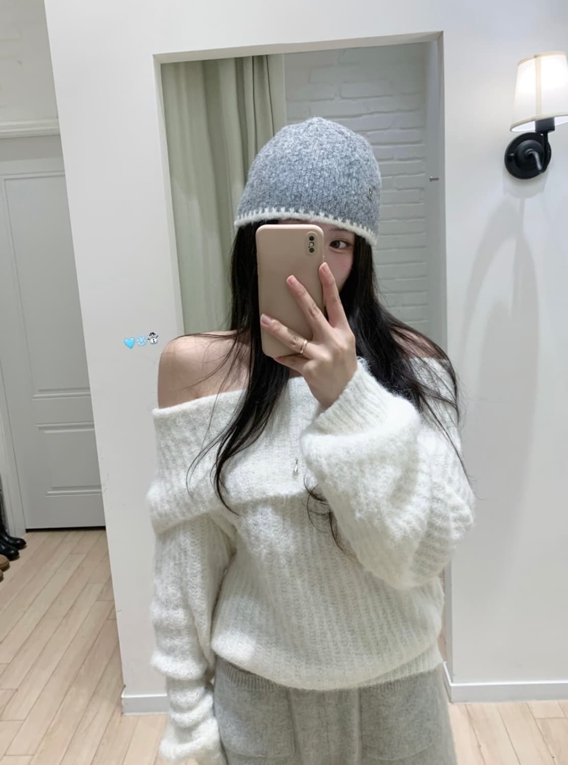 (새상품)누아누아 윈터 보들 오프숄더 니트 상품이미지2