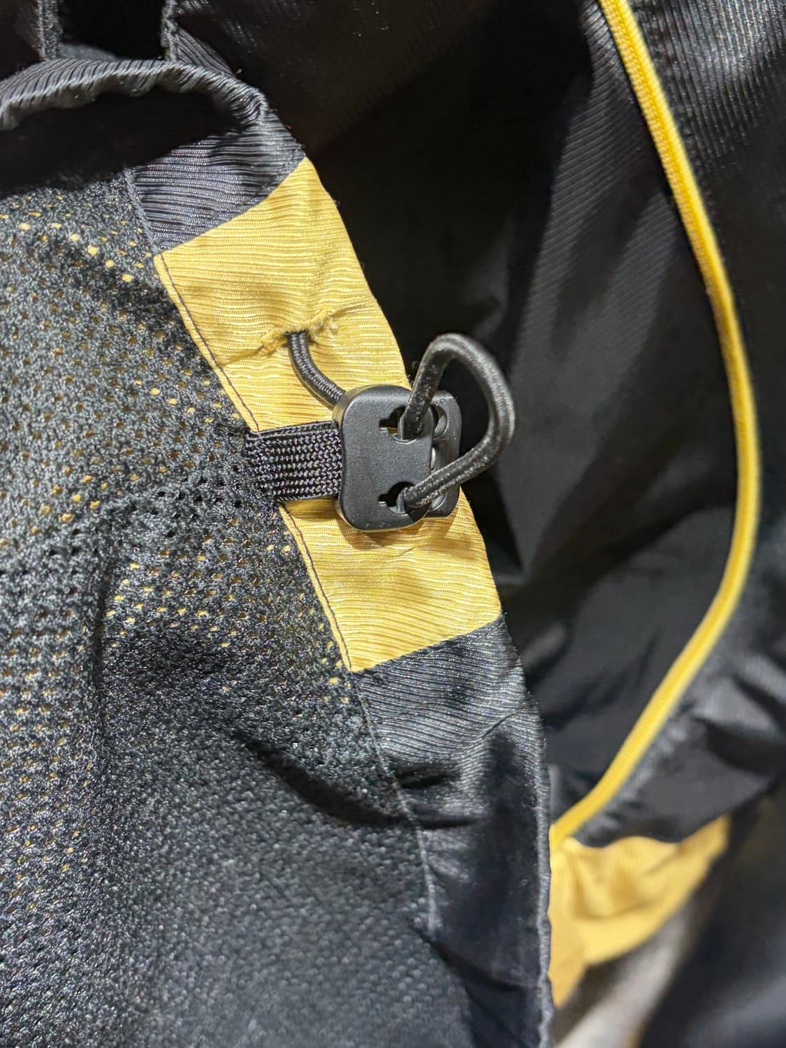 L 나이키 스우시 골드라인 글로시 나일론 자켓 상품이미지5