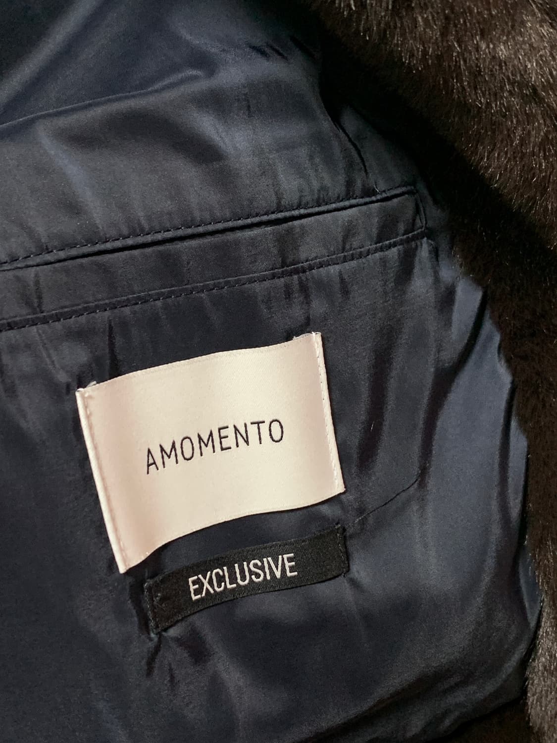 AMOMENTO 아모멘토 ROUND SHAPE 퍼 자켓 상품이미지7