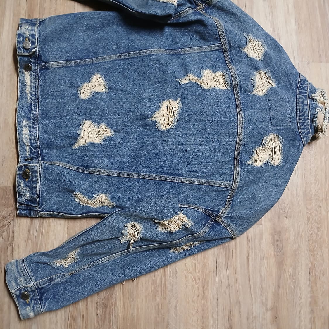 로맨틱크라운 데미지 트러커 남녀공용 데님자켓 청자켓 상품이미지7