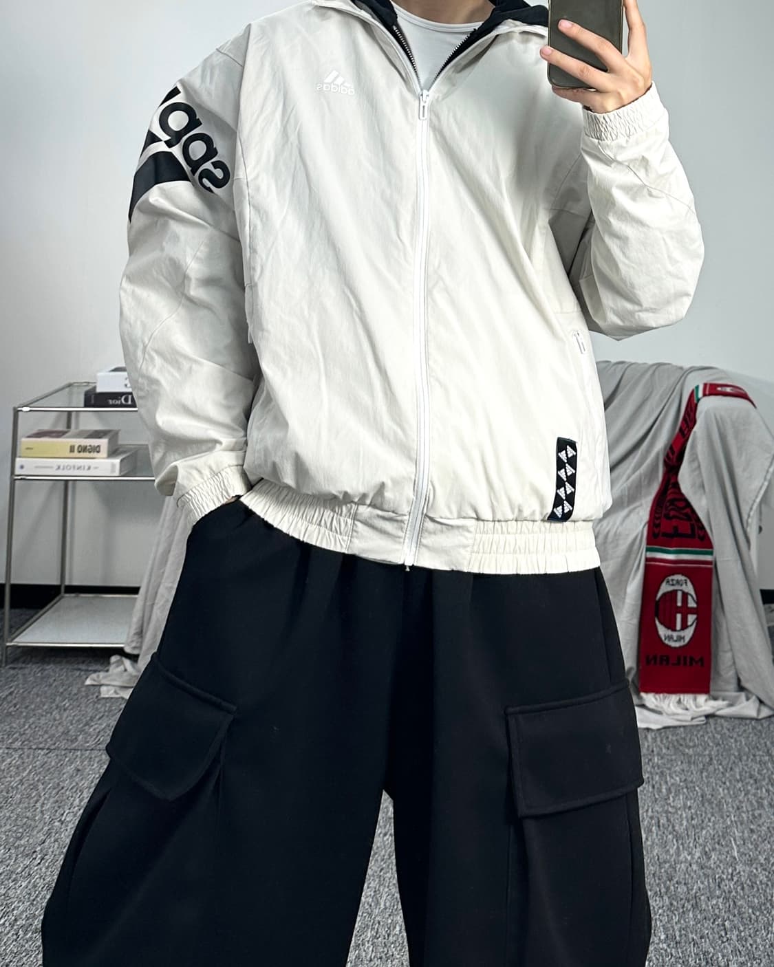 아디다스 크림 빅로고 우븐 바람막이 L 상품이미지3