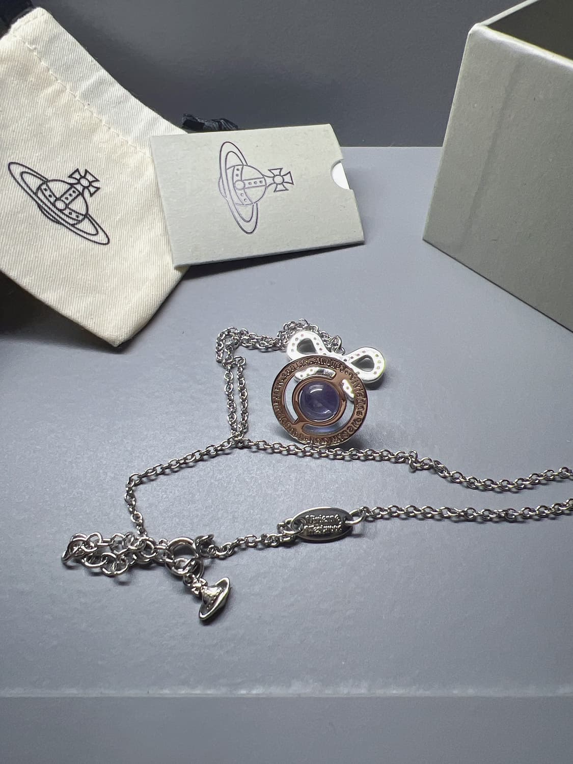 비비안웨스트우드 옥타비에 리본 목걸이 상품이미지4