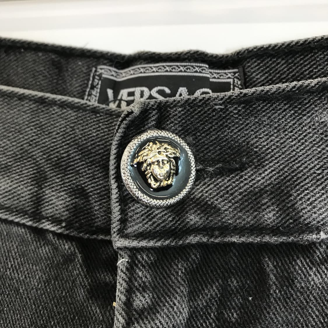 베르사체 진스 꾸뛰르 90s 흑청데님 [34인치] 상품이미지3