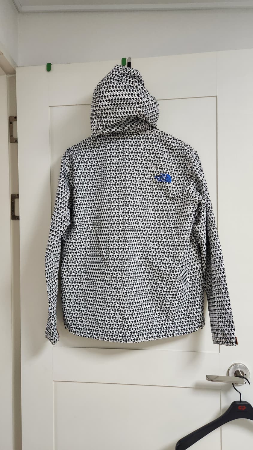 노스페이스 남성 바람막이 100 상품이미지3