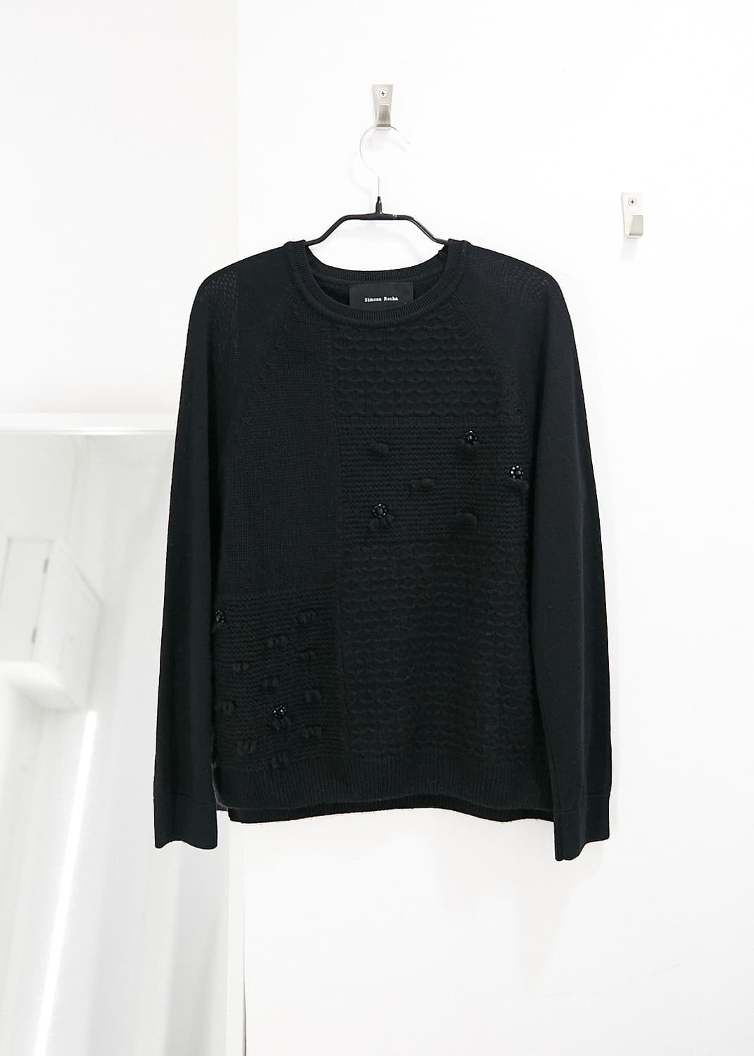 Beads Detail Sweater 상품이미지1