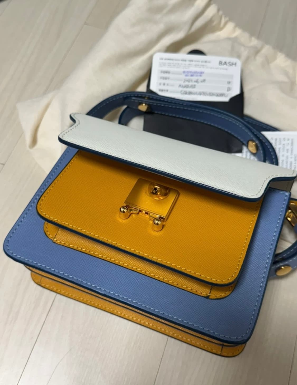 마르니 트렁크백 미니 블루/옐로우 상품이미지4