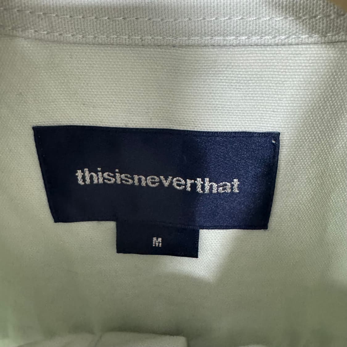 디스이즈네버댓 로고 솔리드 셔츠 상품이미지3