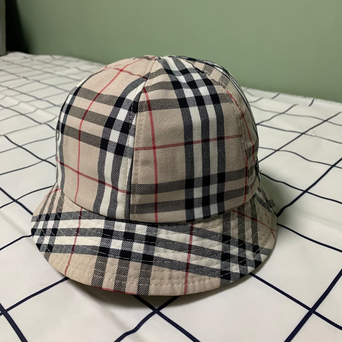 버버리 노바체크 벙거지(정품) 상품이미지1
