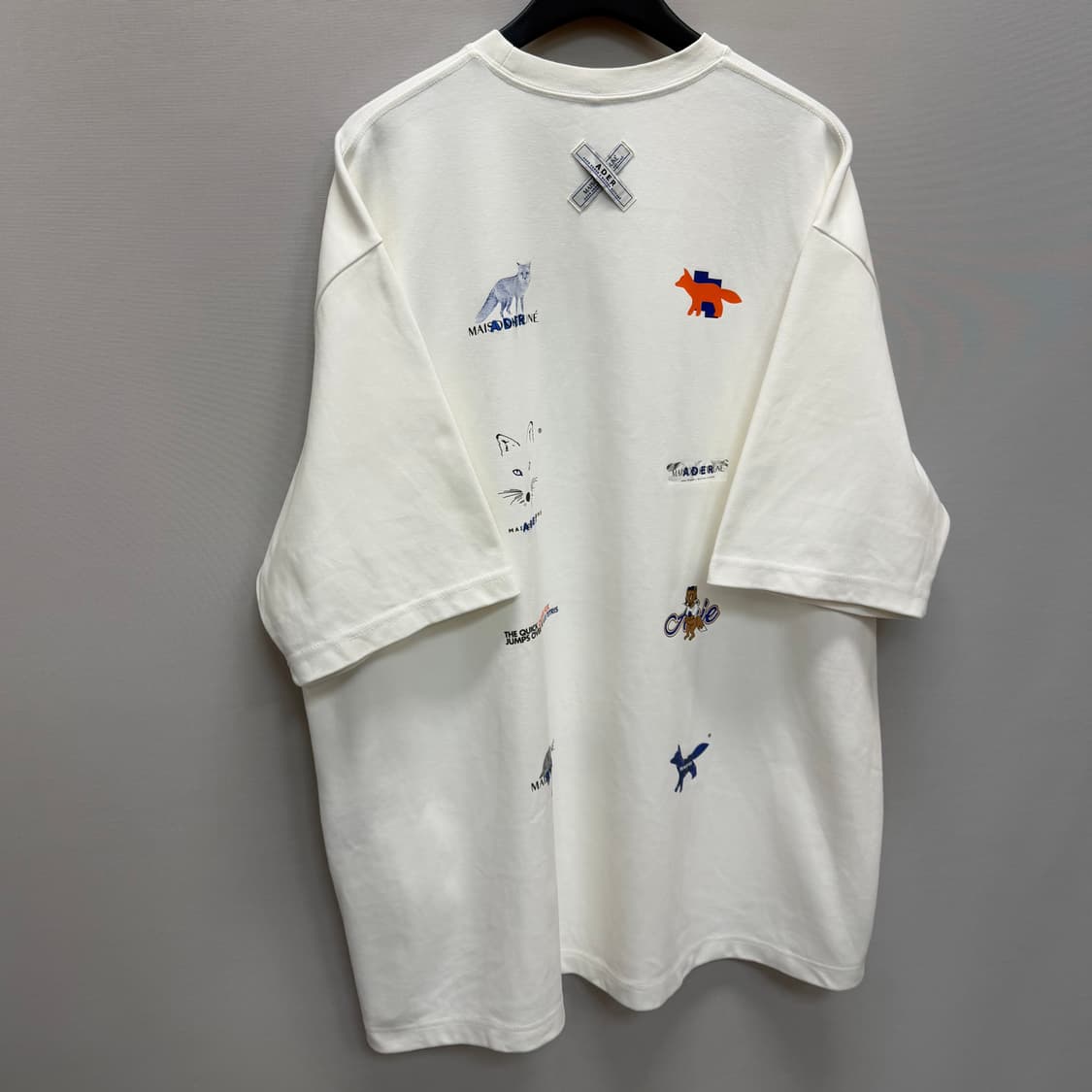 아더에러 x 메종키츠네 반팔티 (110)  상품이미지2